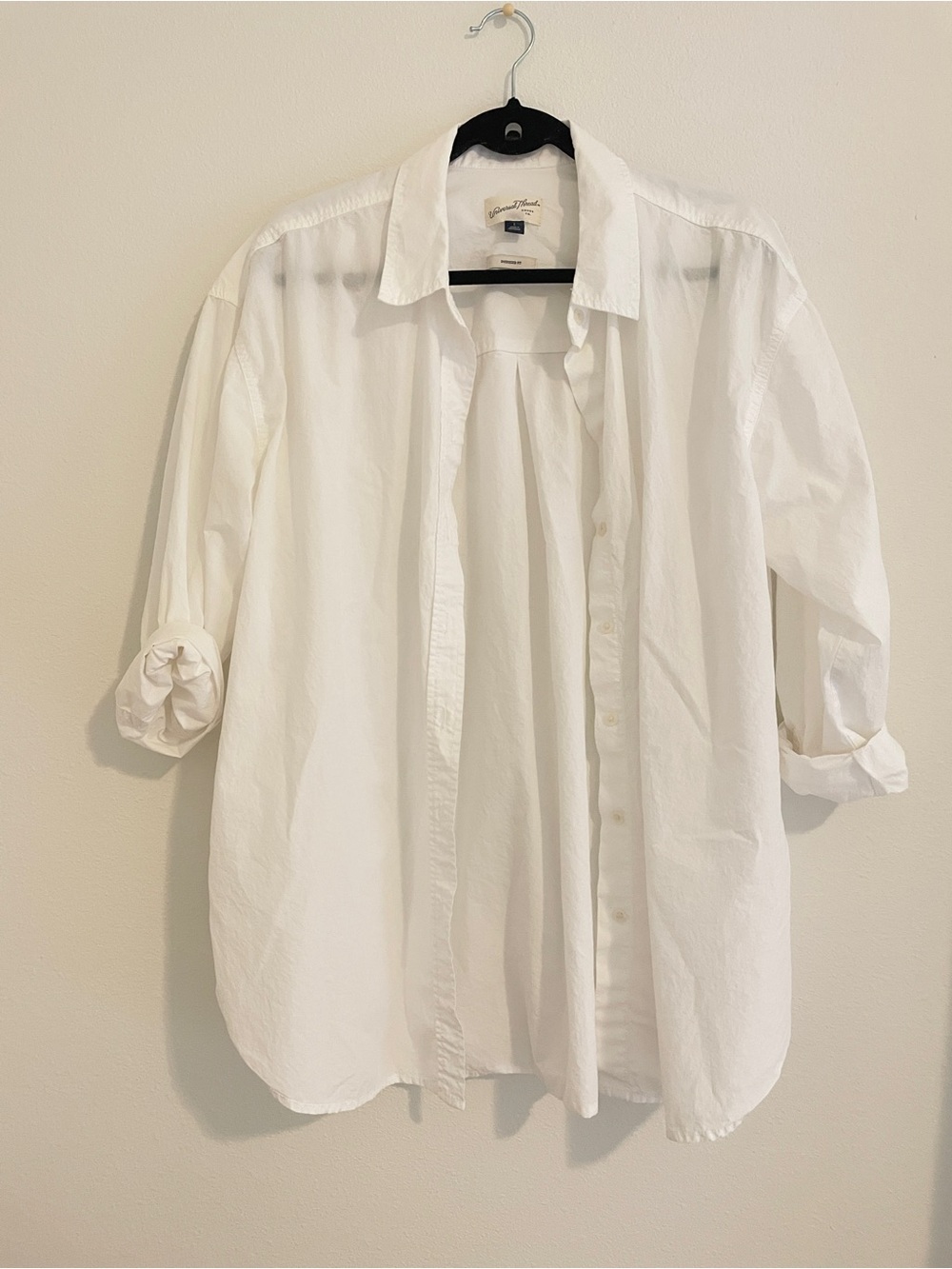 Universal Thread Men's White Button-Down Shirt